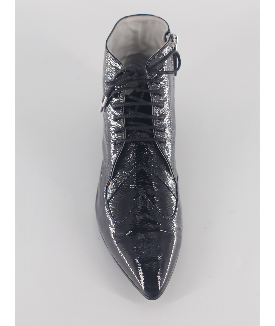 CHANEL PRE-OWNED Черные ботинки из лакированной кожи, фото 4