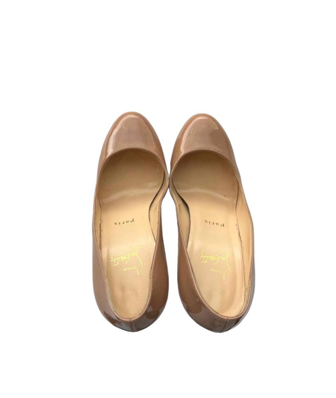 CHRISTIAN LOUBOUTIN Бежевые туфли из лакированной кожи, фото 3