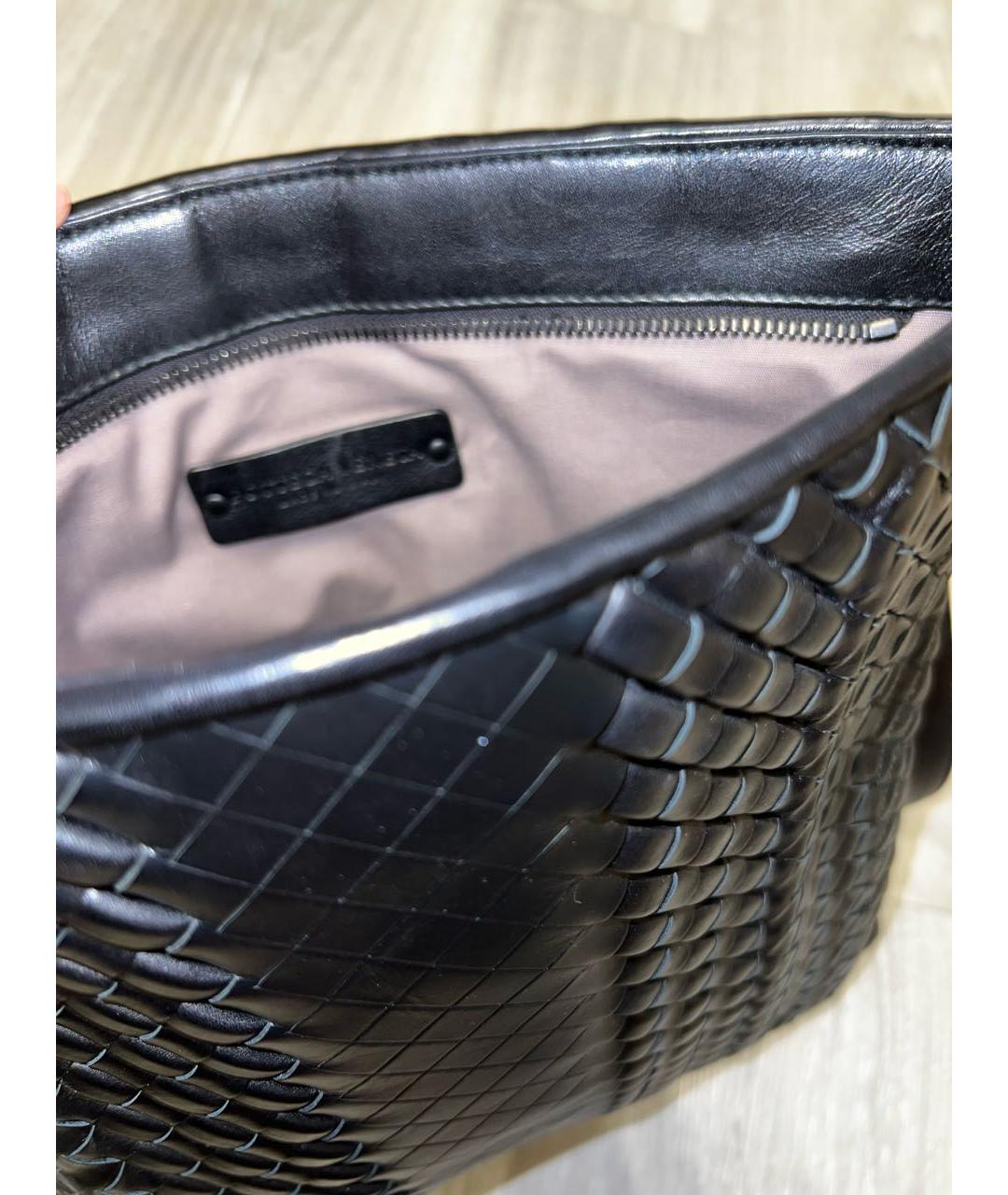 BOTTEGA VENETA Черная кожаная сумка на плечо, фото 3