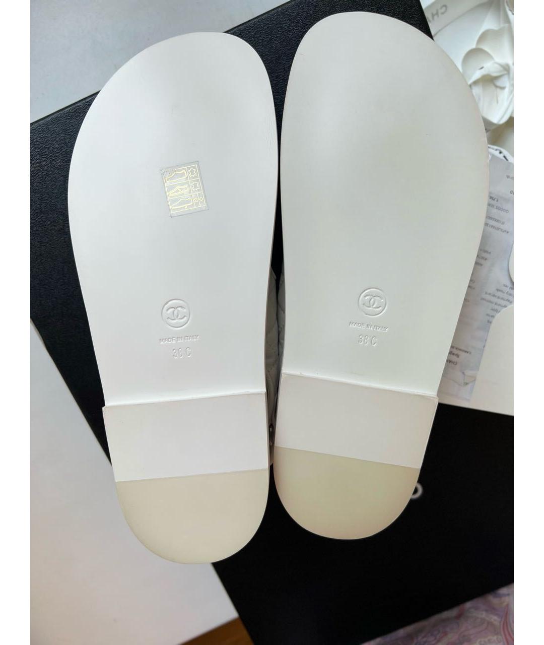 CHANEL PRE-OWNED Белые кожаные сандалии, фото 6