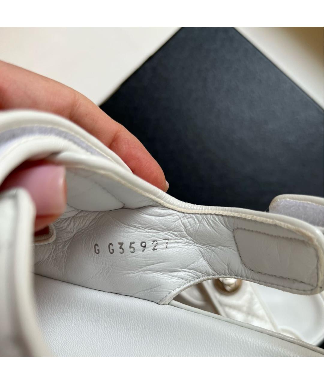CHANEL PRE-OWNED Белые кожаные сандалии, фото 8