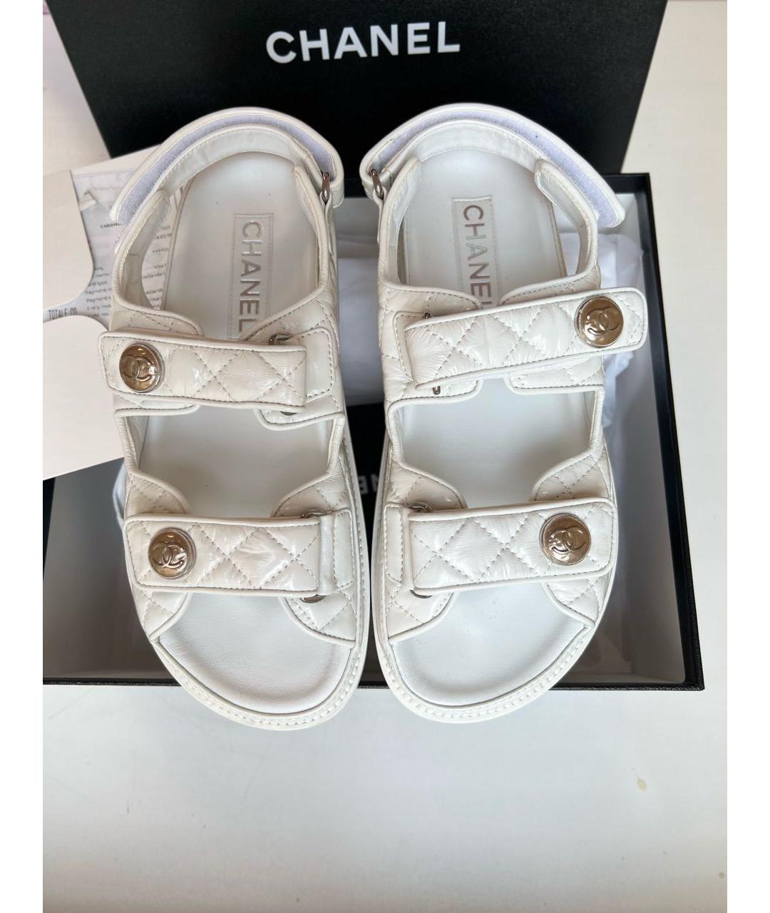 CHANEL PRE-OWNED Белые кожаные сандалии, фото 5