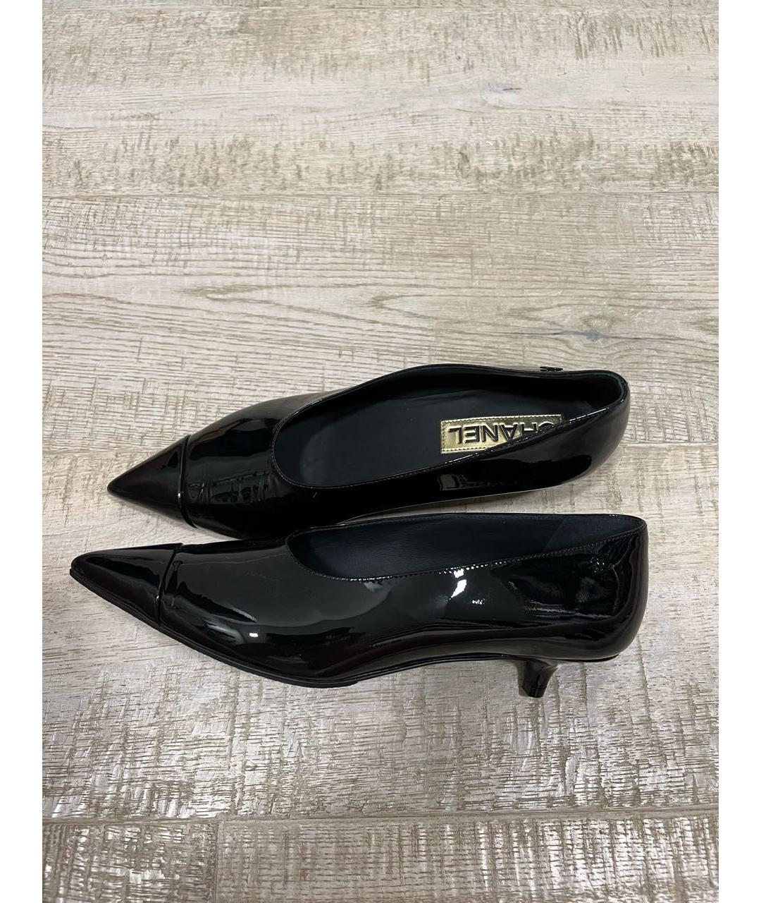 CHANEL Черные туфли из лакированной кожи, фото 5