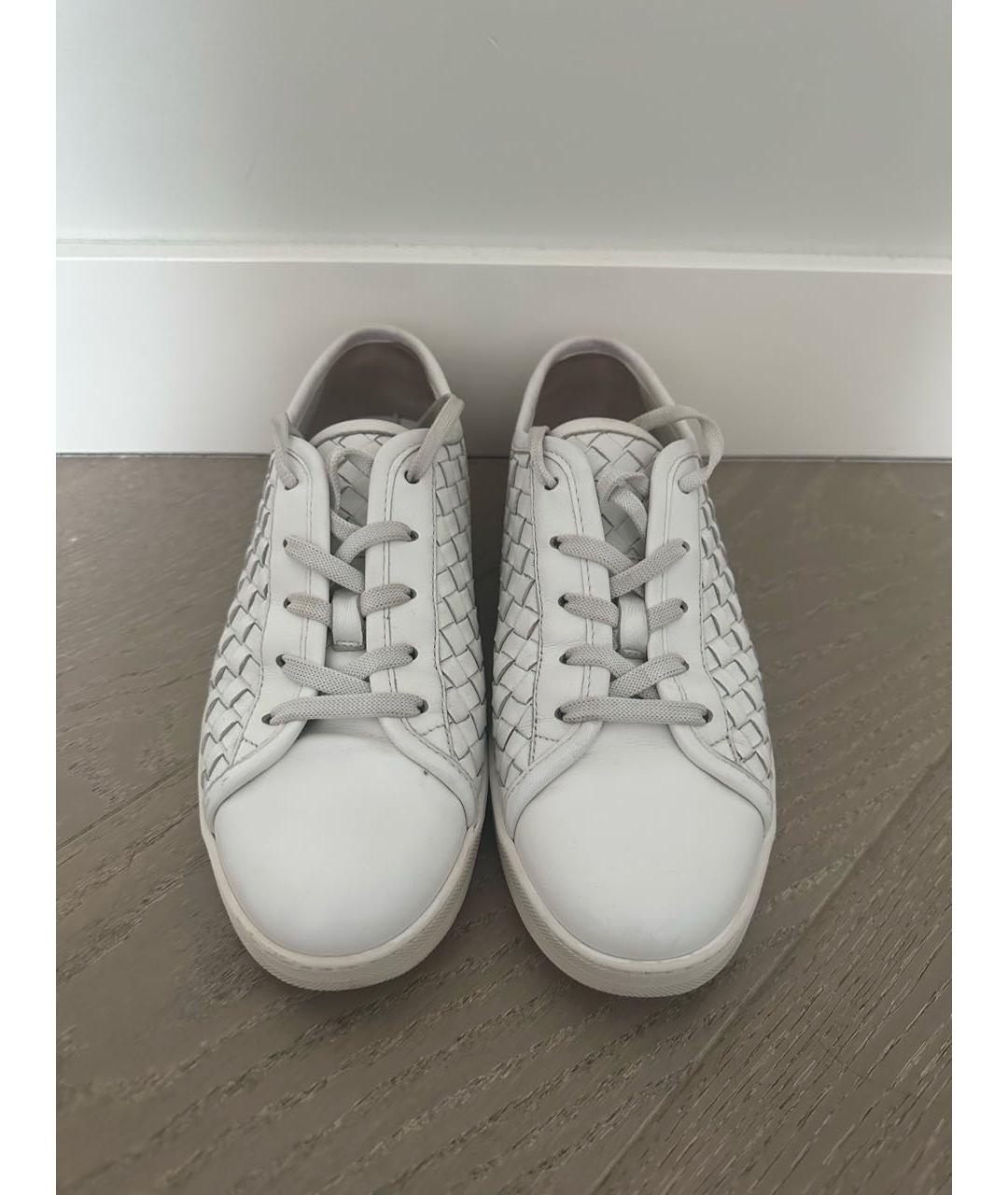 BOTTEGA VENETA Белые кожаные кеды, фото 2