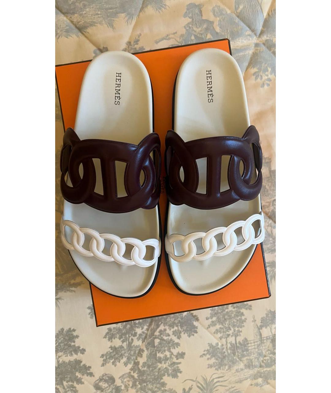 HERMES PRE-OWNED Бордовые кожаные сандалии, фото 4