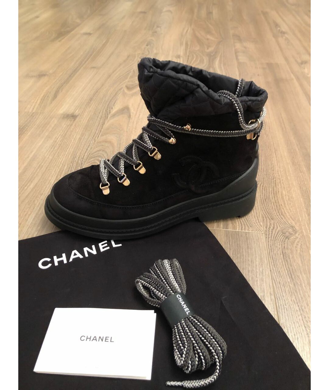 CHANEL PRE-OWNED Черные замшевые ботинки, фото 5