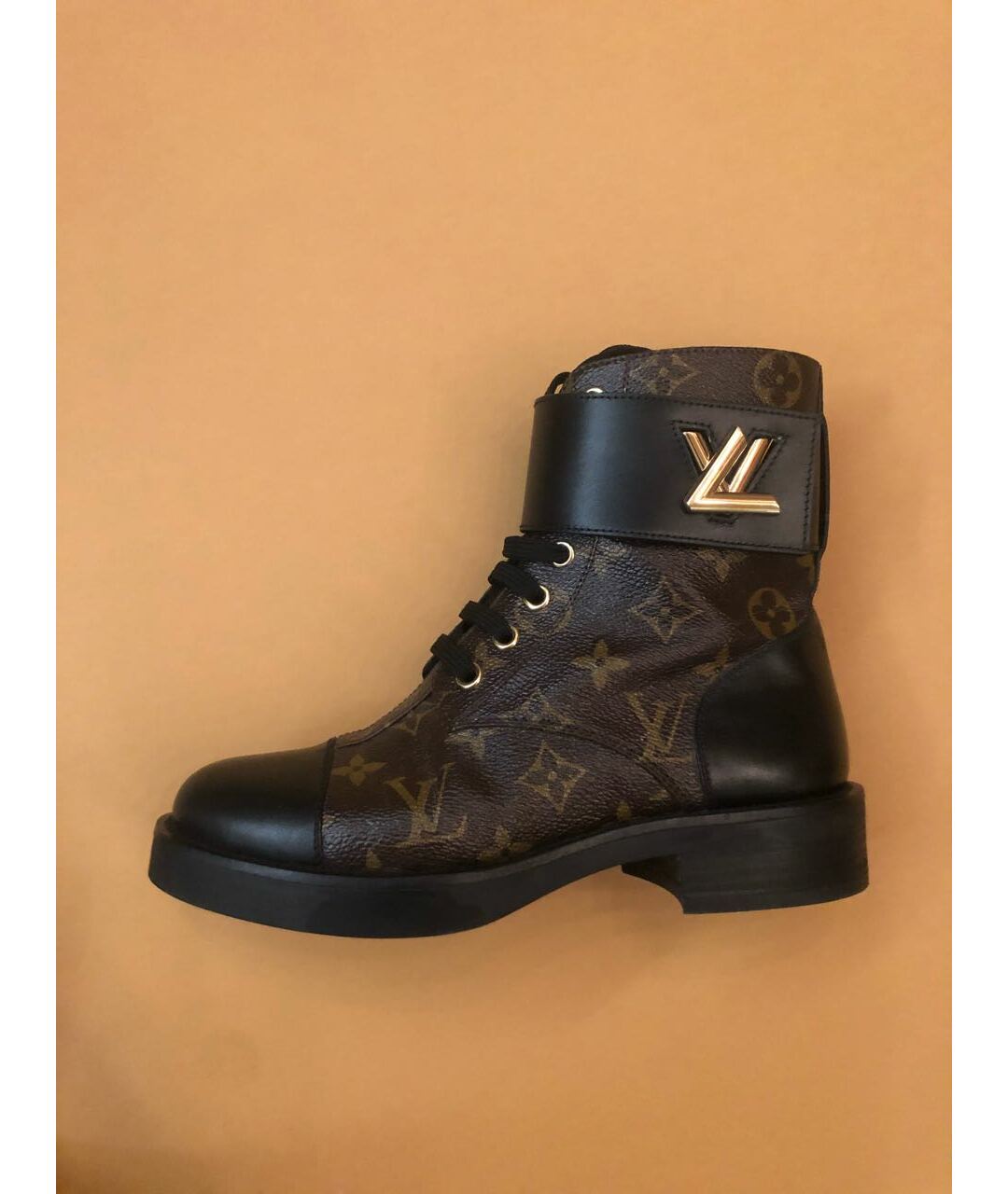 LOUIS VUITTON PRE-OWNED Кожаные ботинки, фото 8