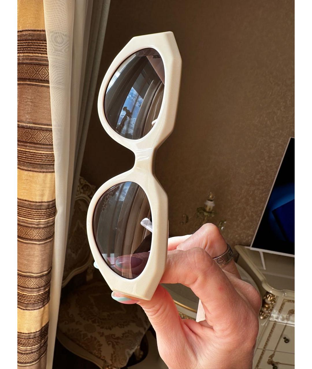 BOTTEGA VENETA Бежевые пластиковые солнцезащитные очки, фото 6