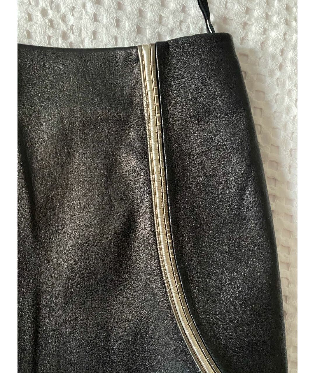 CHANEL PRE-OWNED Черная кожаная юбка миди, фото 8