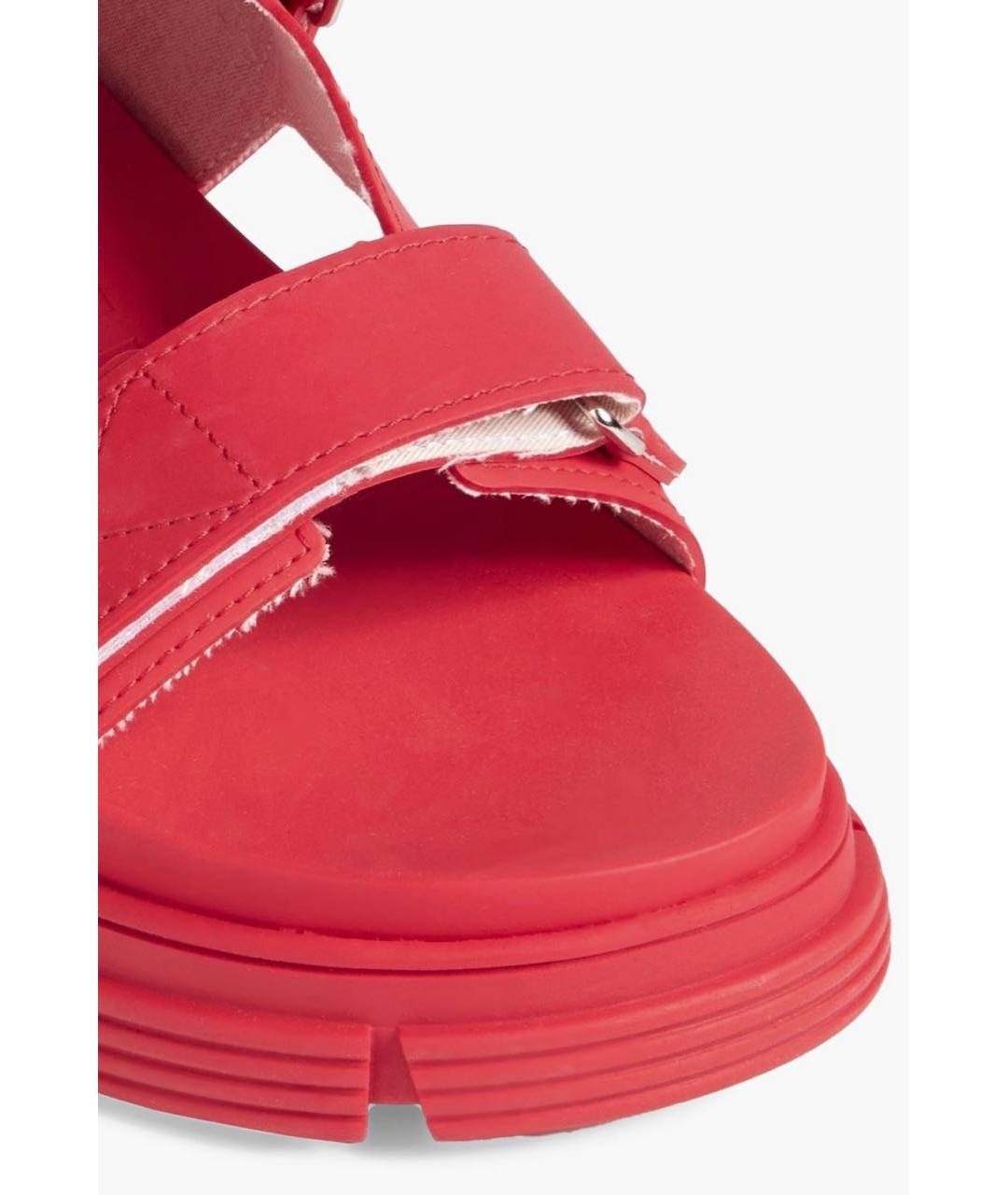 GANNI Красные резиновые сандалии, фото 4
