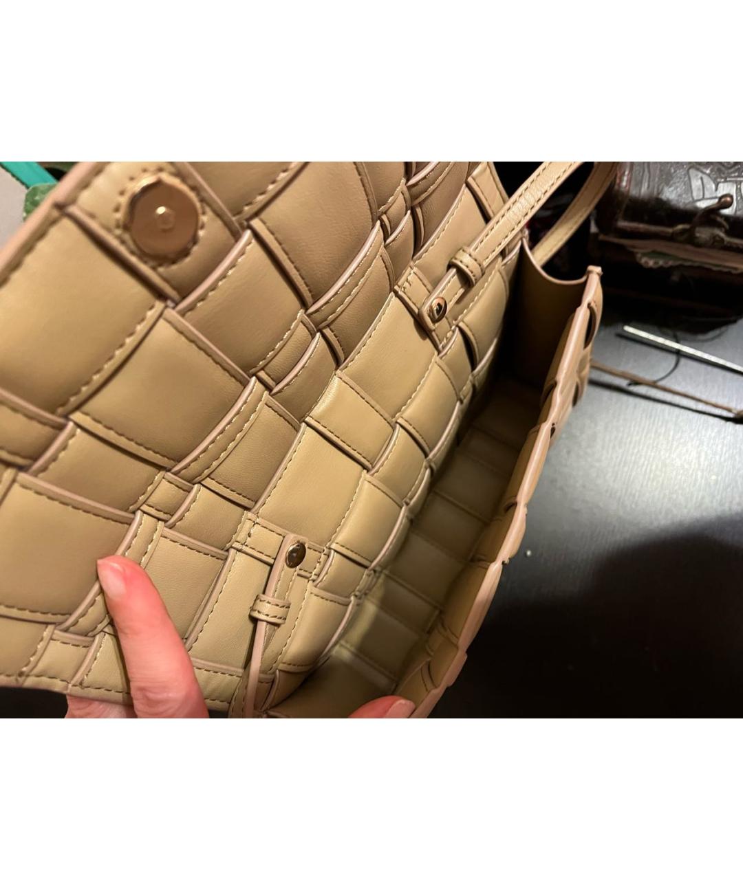 MICHAEL KORS Бежевая сумка через плечо из искусственной кожи, фото 3