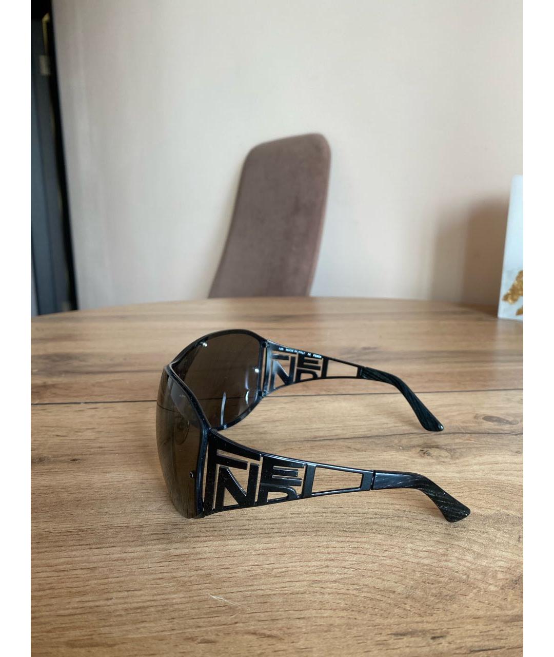 FENDI Черные пластиковые солнцезащитные очки, фото 8