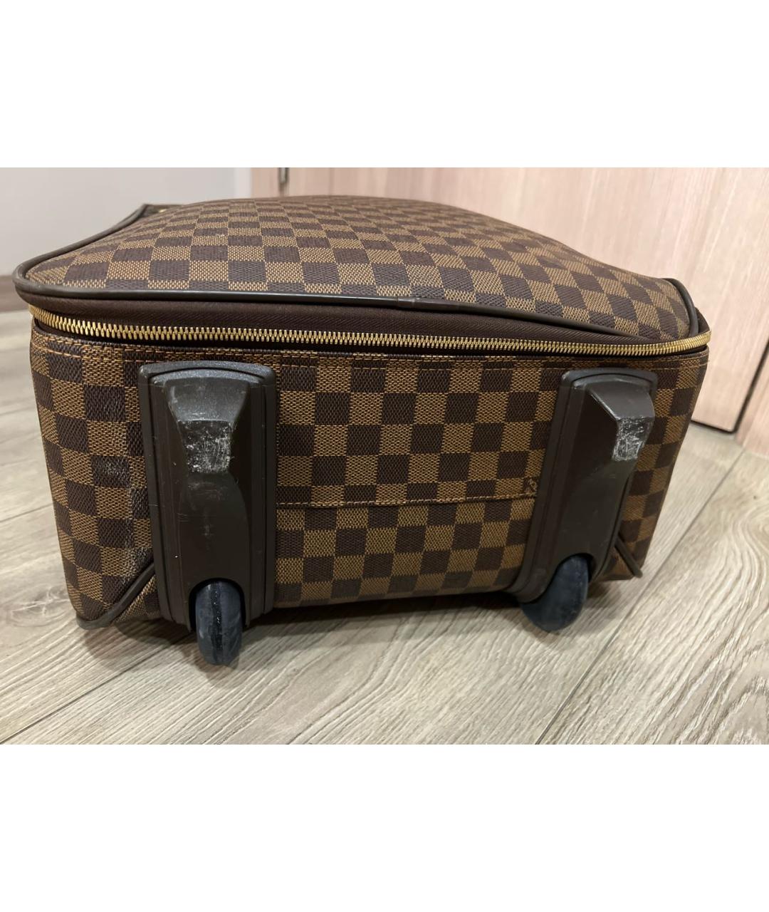 LOUIS VUITTON Коричневый чемодан, фото 6
