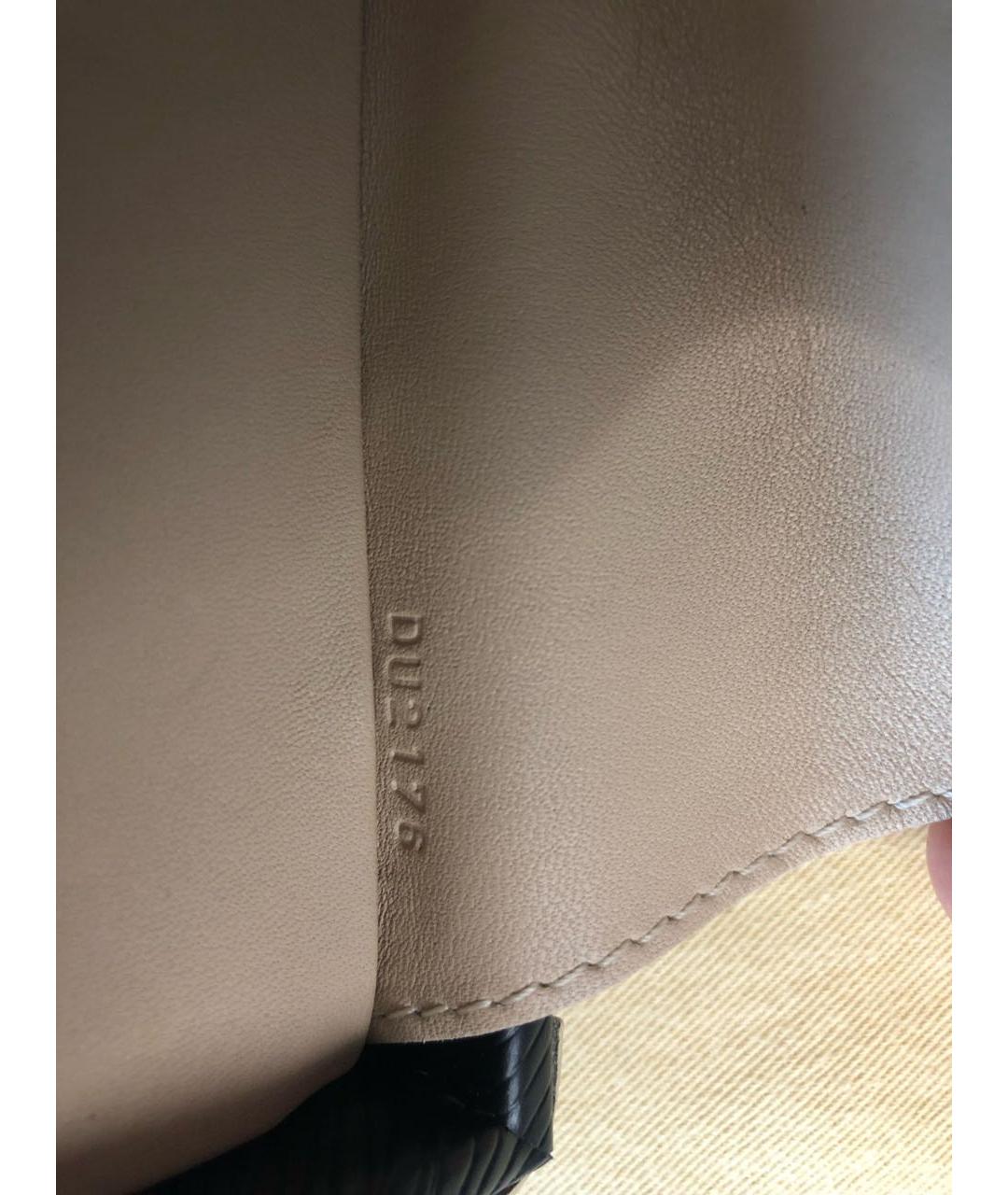 LOUIS VUITTON Черная кожаная сумка с короткими ручками, фото 5