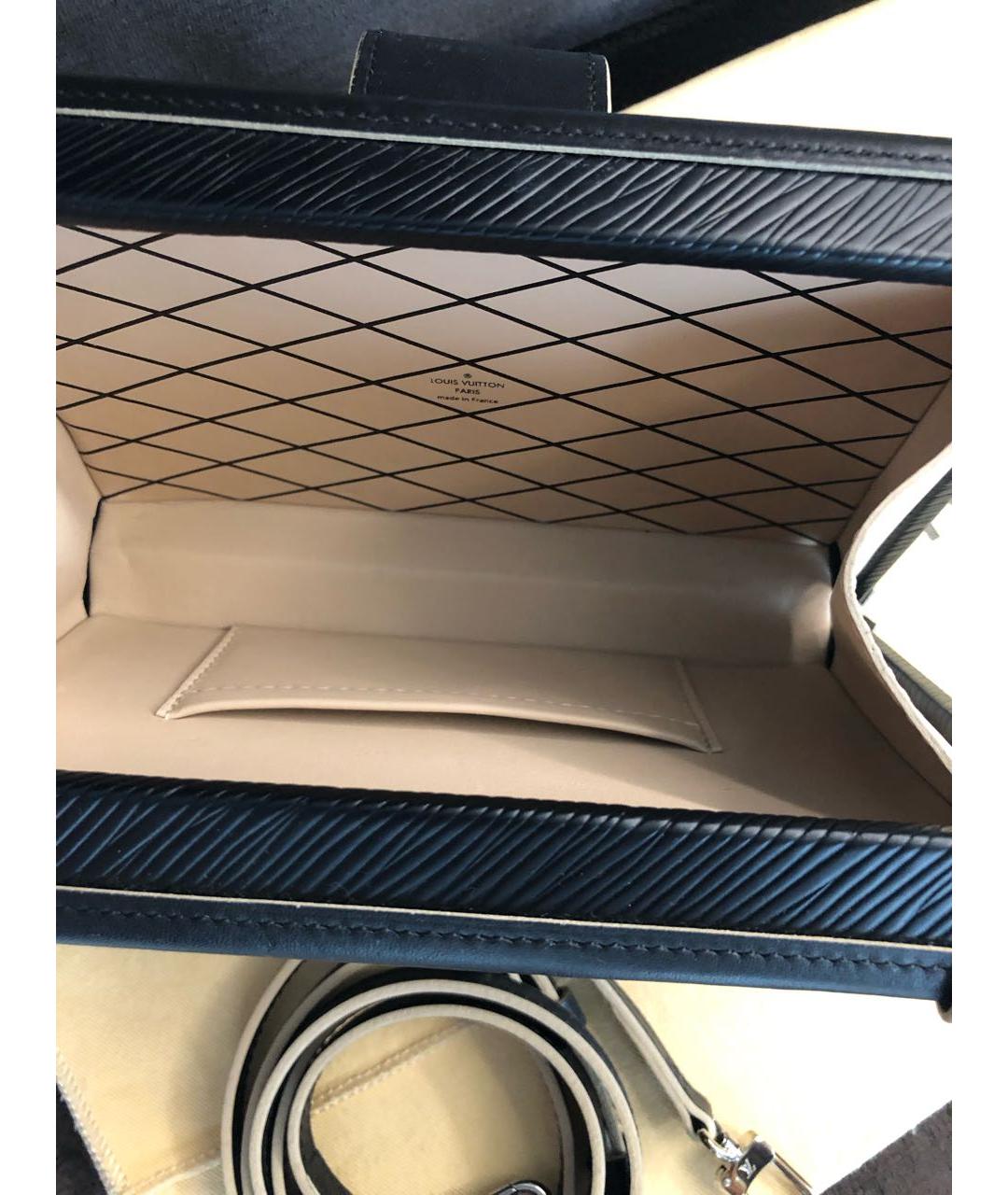 LOUIS VUITTON Черная кожаная сумка с короткими ручками, фото 4