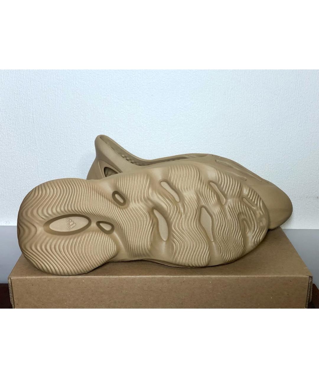 ADIDAS YEEZY Бежевые резиновые шлепанцы, фото 4