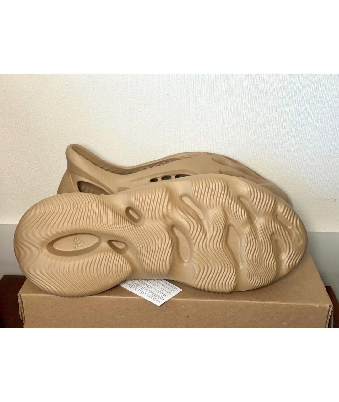 ADIDAS YEEZY Бежевые резиновые шлепанцы, фото 4