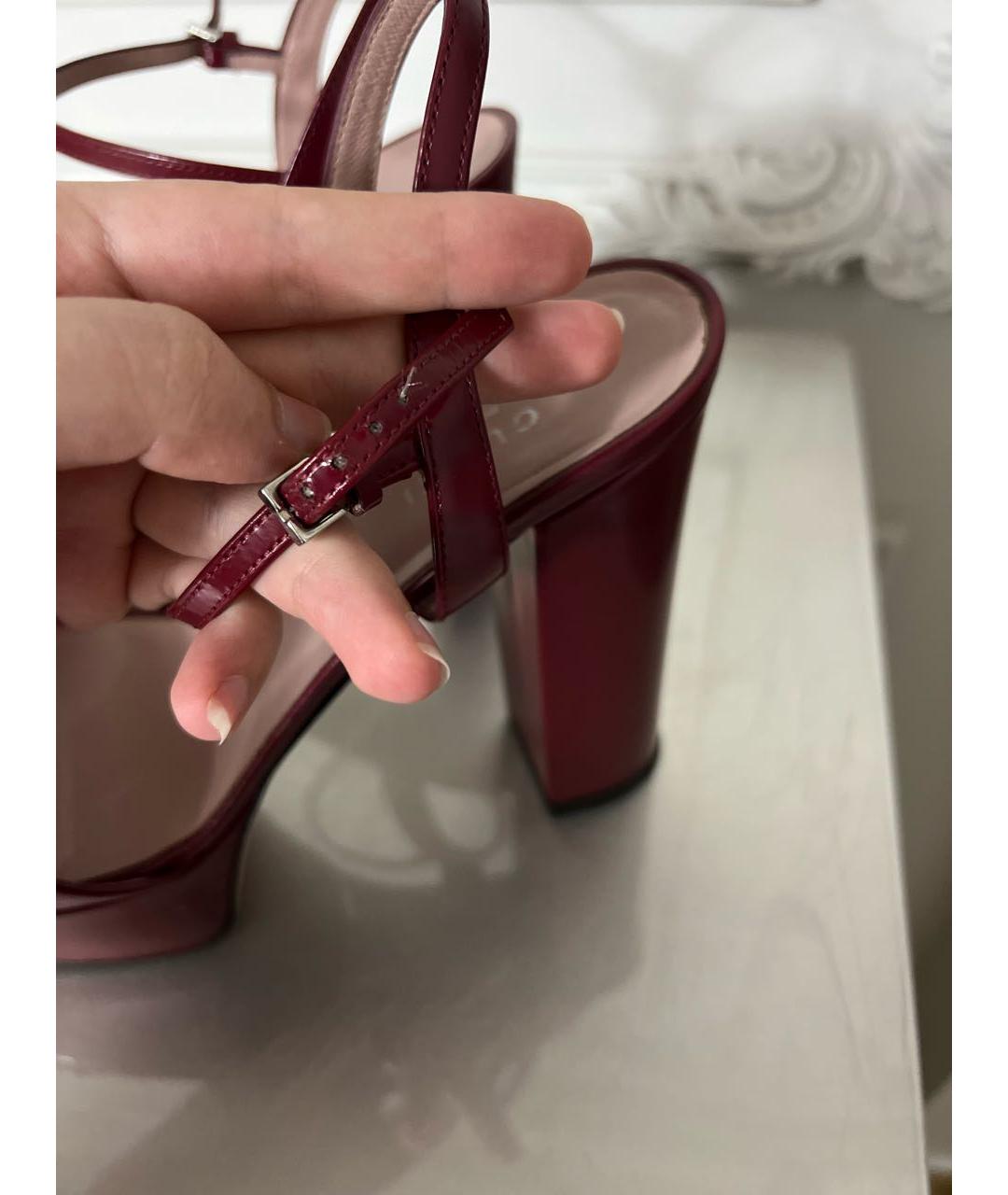 GUCCI Бордовые кожаные босоножки, фото 5