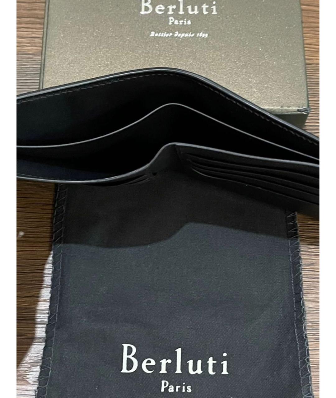 BERLUTI Черный кошелек из экзотической кожи, фото 5