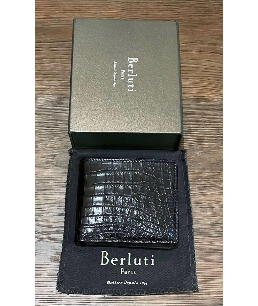 BERLUTI Черный кошелек из экзотической кожи, фото 9