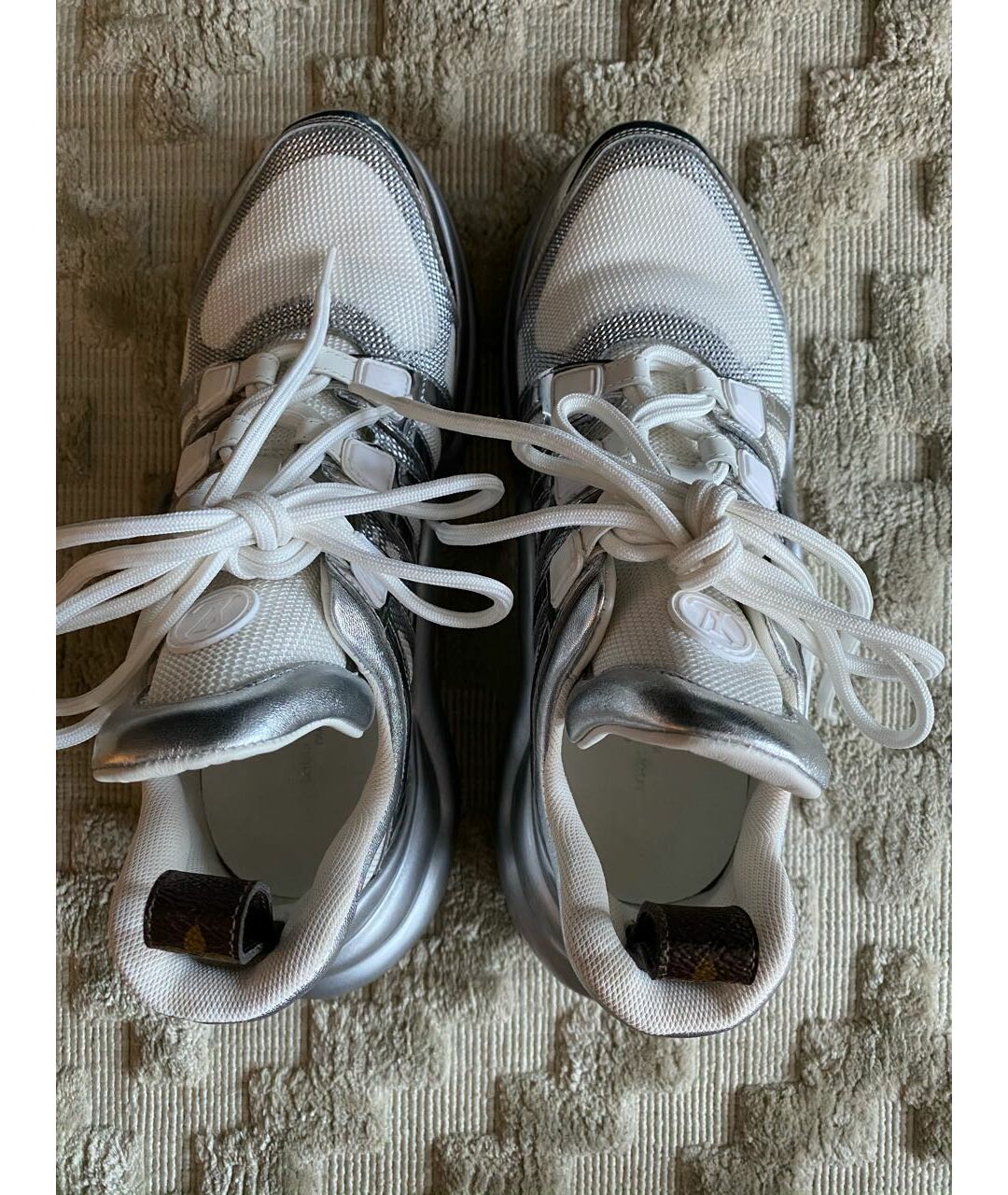 LOUIS VUITTON PRE-OWNED Серебряные текстильные кроссовки, фото 3