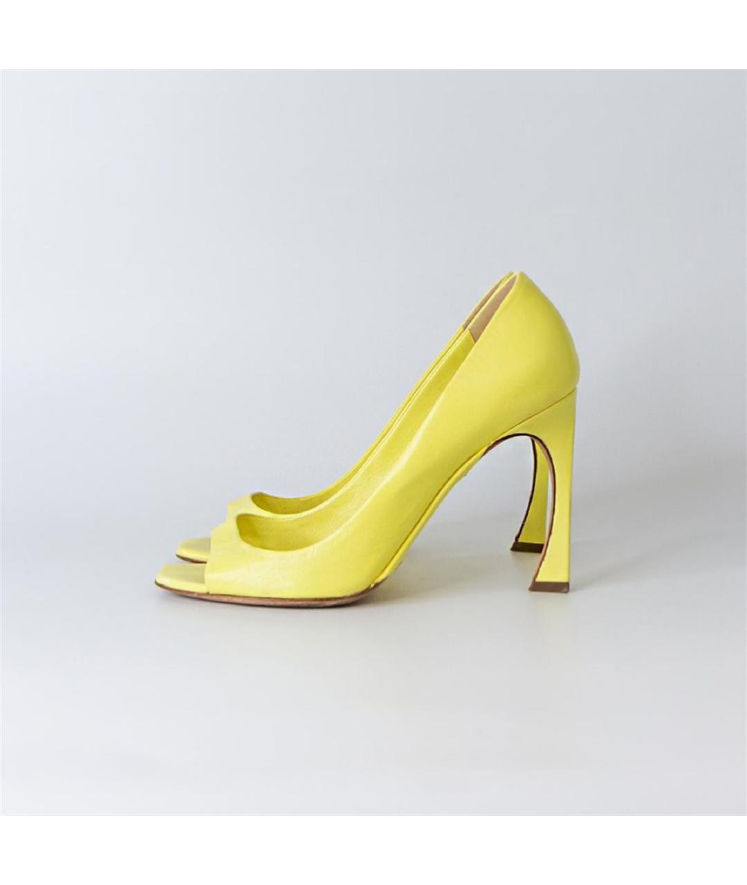 CHRISTIAN DIOR Желтые кожаные босоножки, фото 5