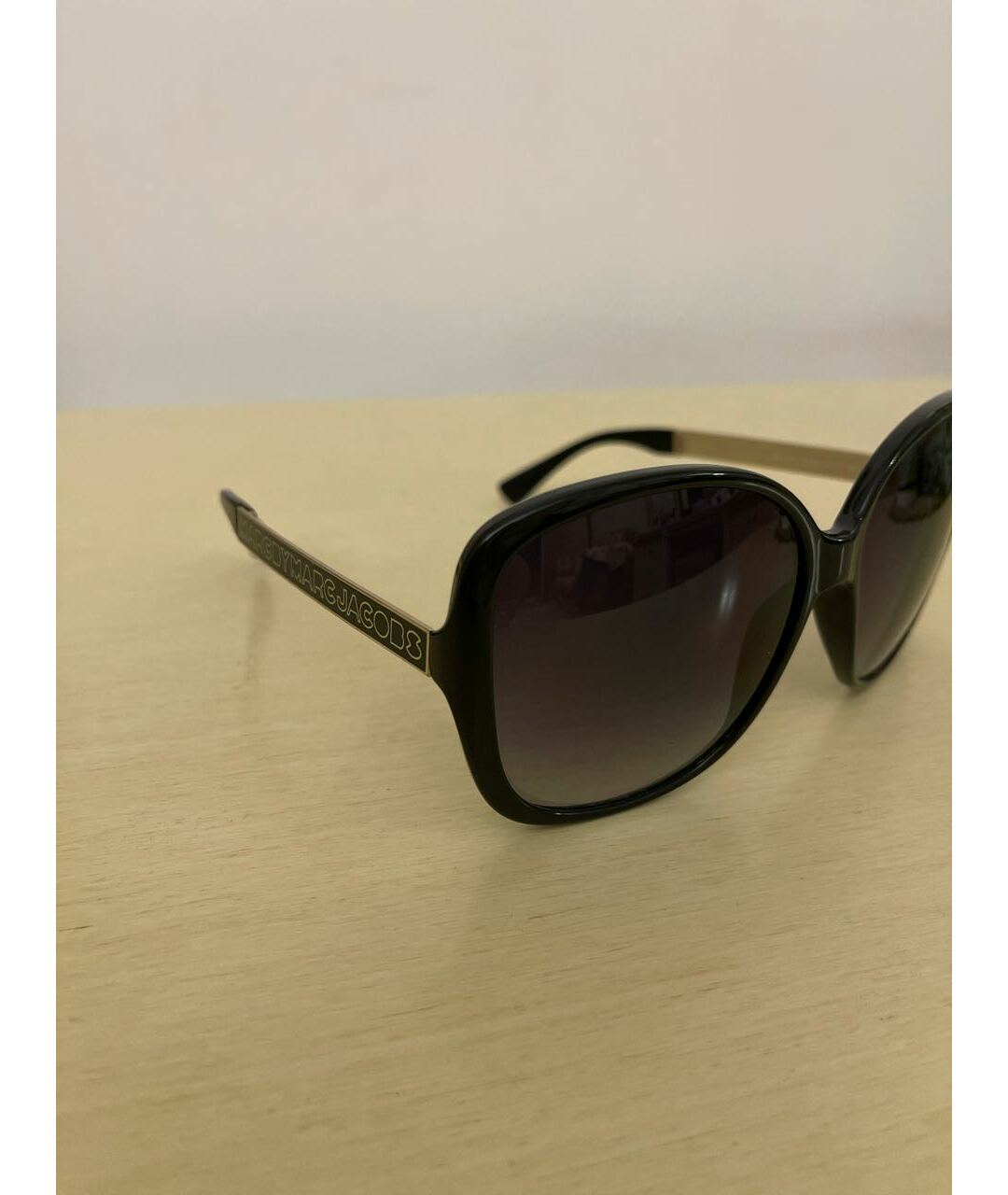 MARC BY MARC JACOBS Черные пластиковые солнцезащитные очки, фото 3