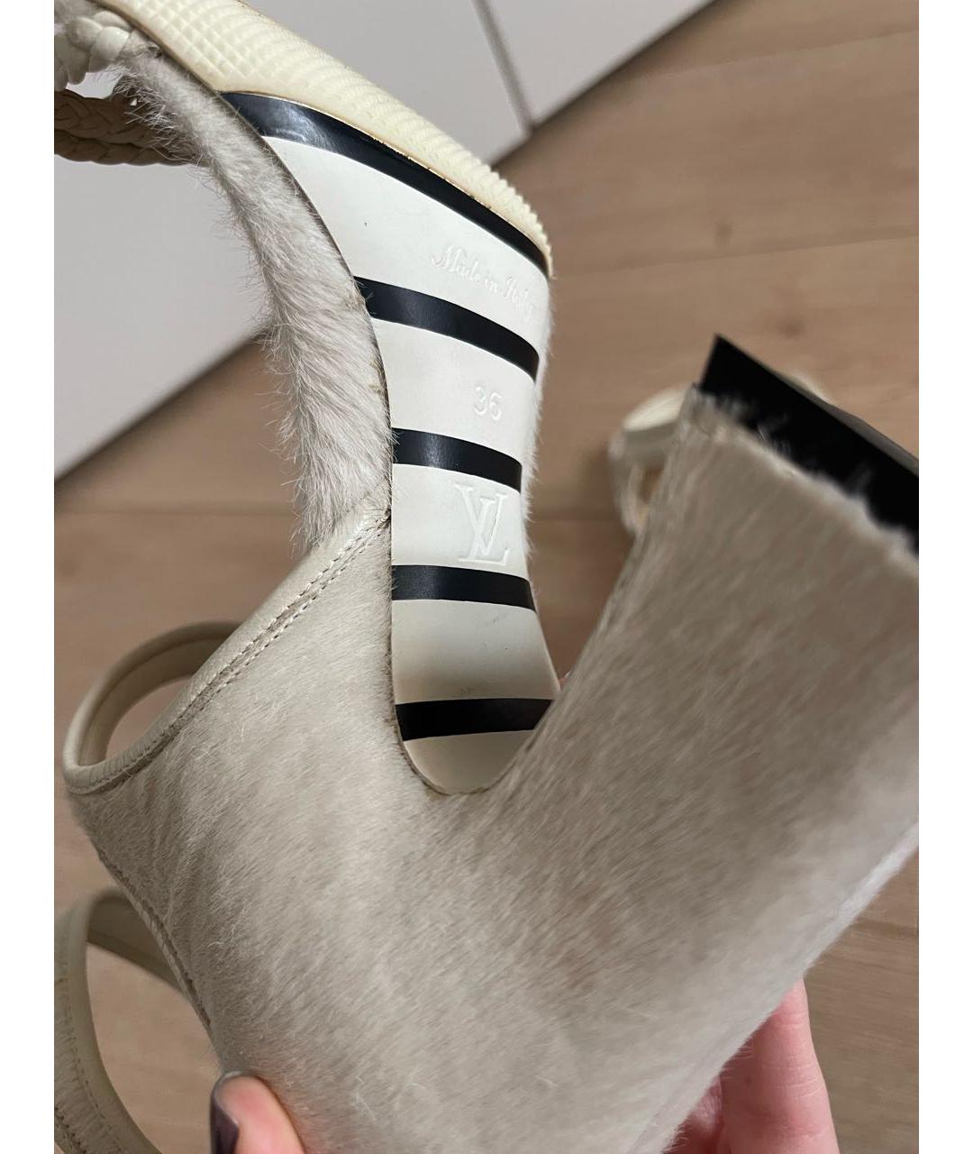 LOUIS VUITTON Белые кожаные босоножки, фото 5