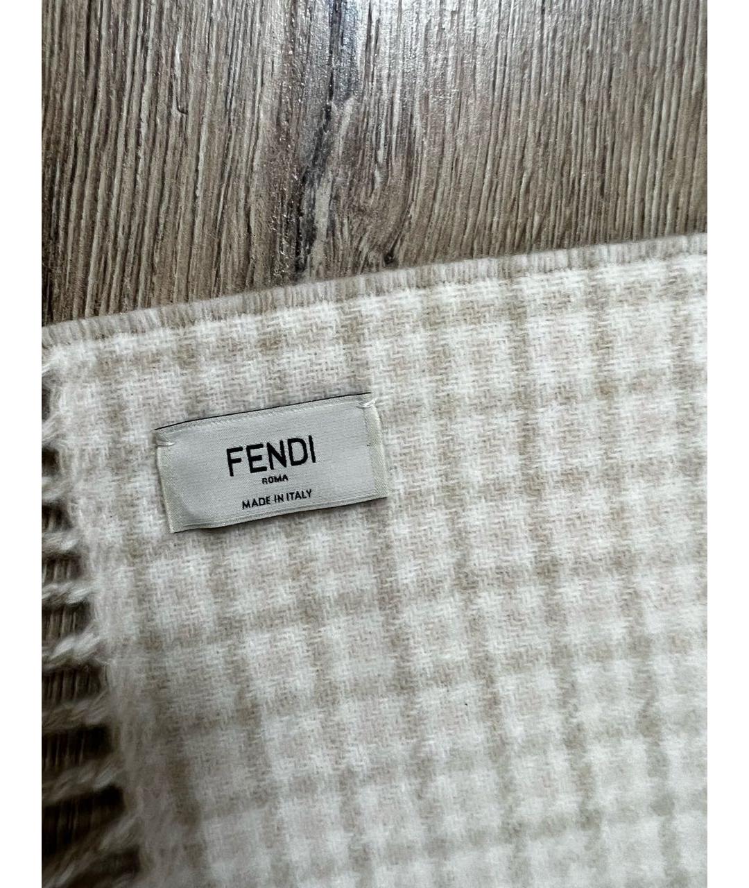 FENDI Бежевый кашемировый шарф, фото 2