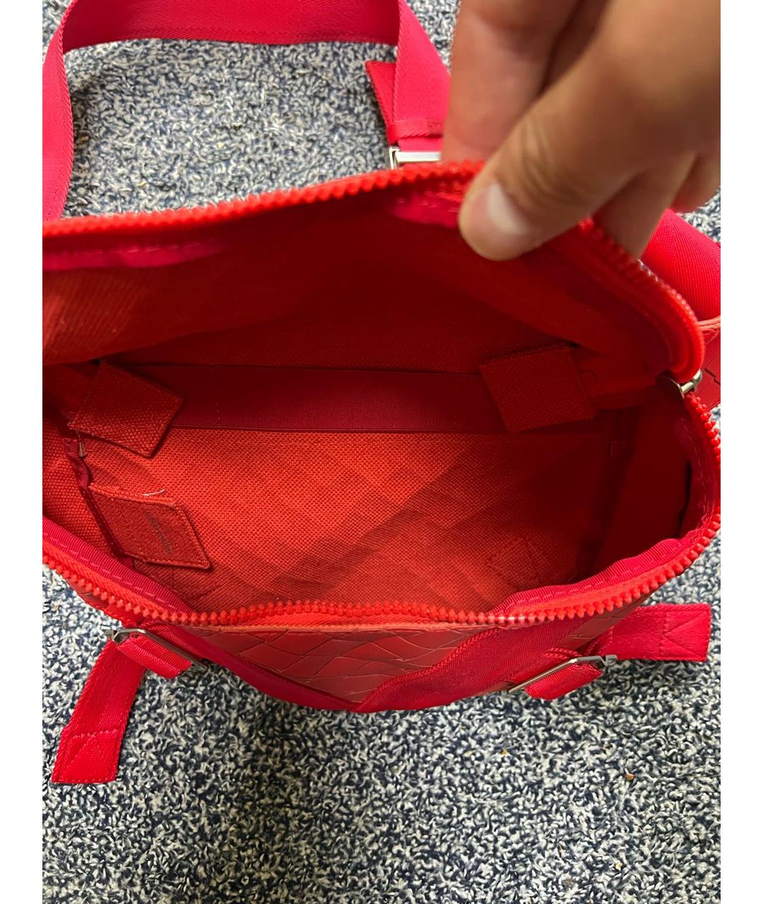 BOTTEGA VENETA Красная синтетическая поясная сумка, фото 4