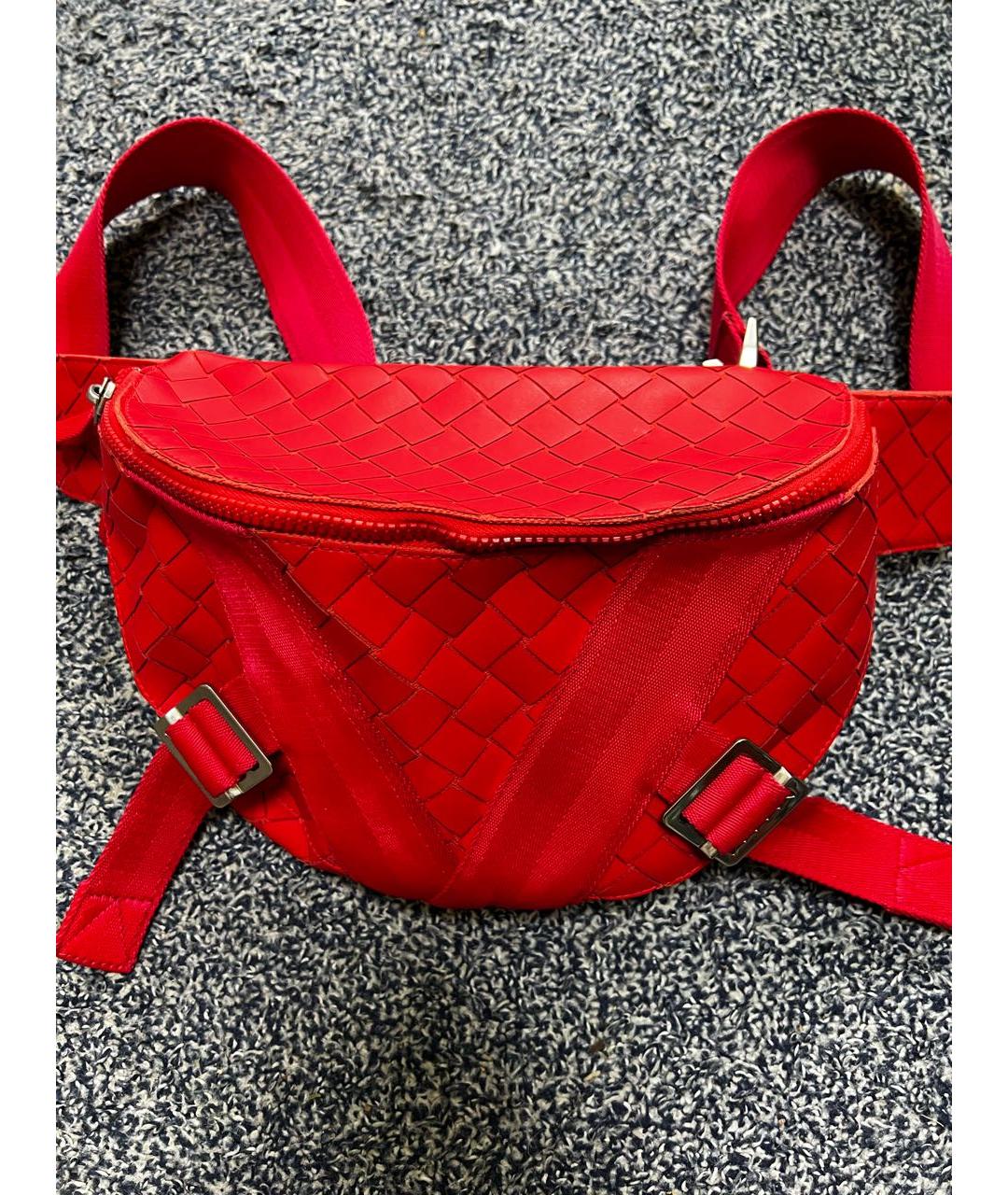 BOTTEGA VENETA Красная синтетическая поясная сумка, фото 2