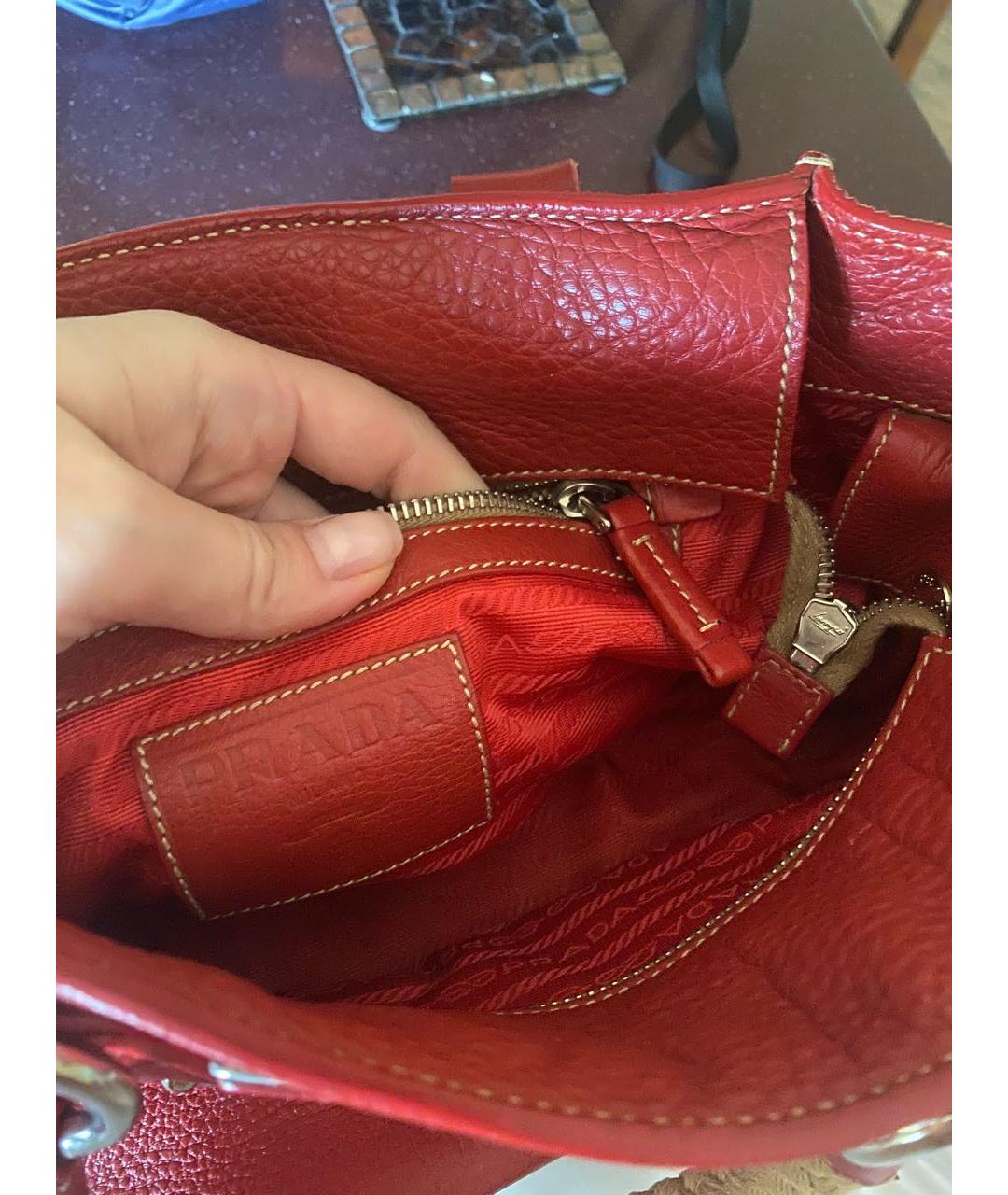 PRADA Красная кожаная сумка с короткими ручками, фото 6