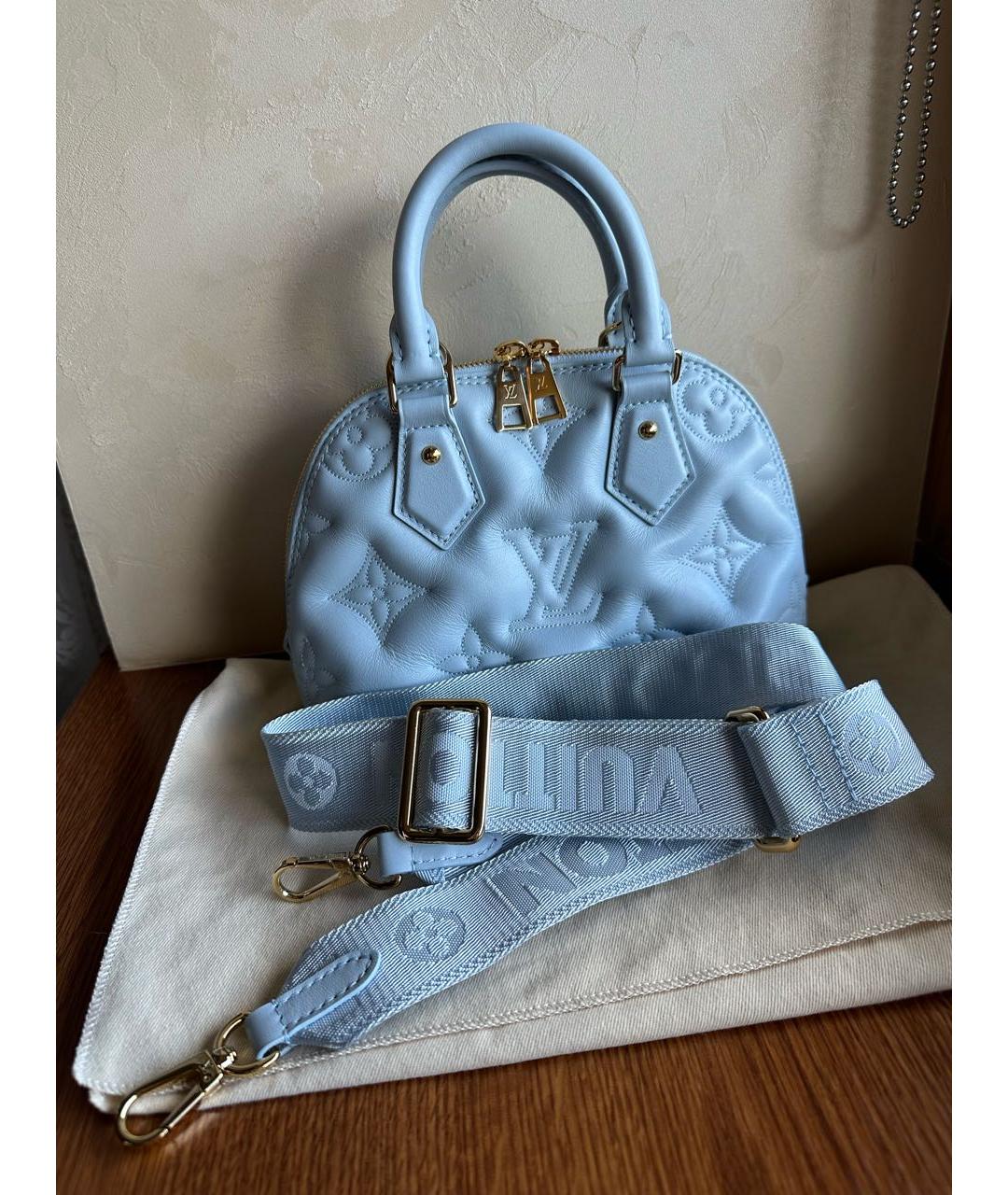 LOUIS VUITTON Голубая кожаная сумка с короткими ручками, фото 3