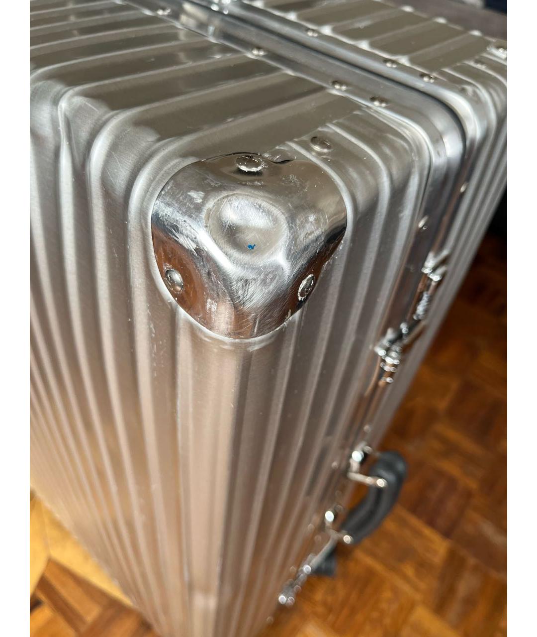 Rimowa Серебрянный чемодан, фото 3