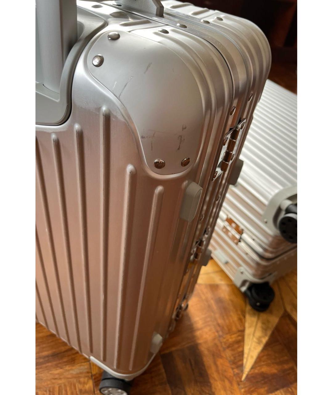 Rimowa Серебрянный чемодан, фото 4