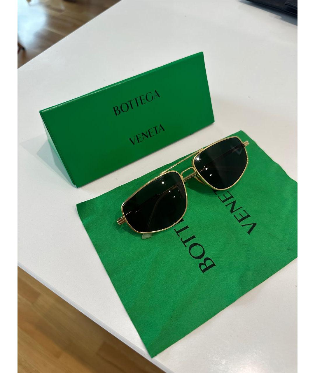 BOTTEGA VENETA Золотые металлические солнцезащитные очки, фото 2