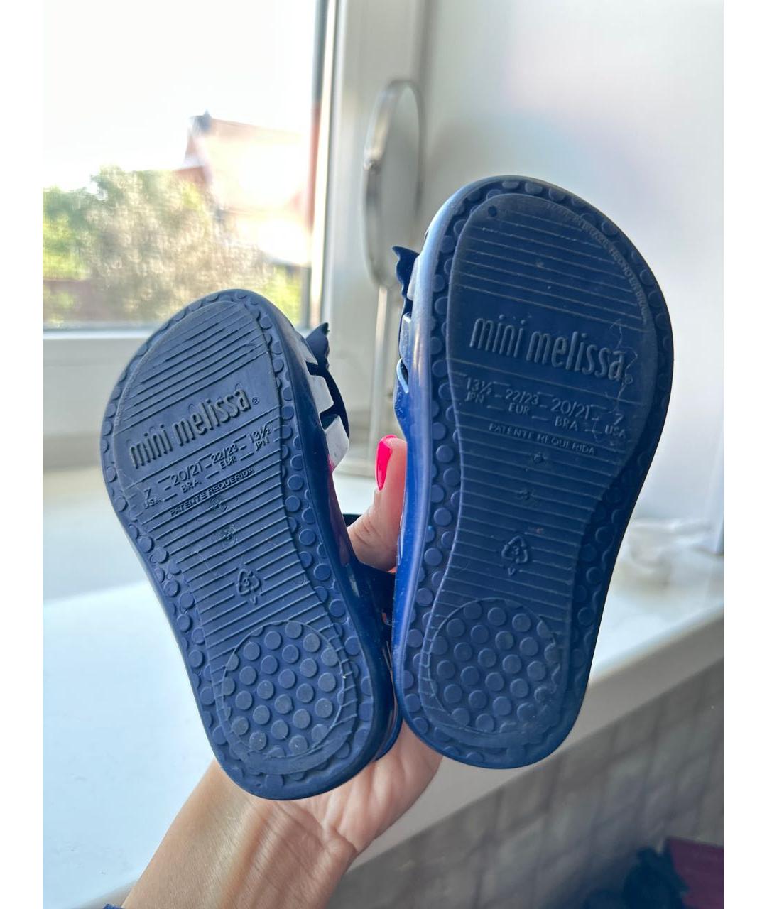 MINI MELISSA Синие резиновые сандалии и шлепанцы, фото 3