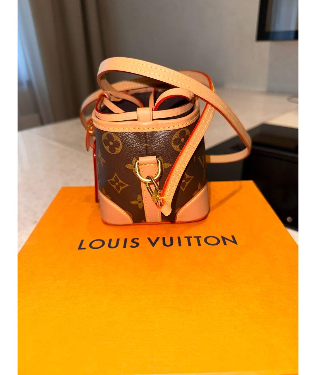 LOUIS VUITTON Коричневая кожаная сумка через плечо, фото 2