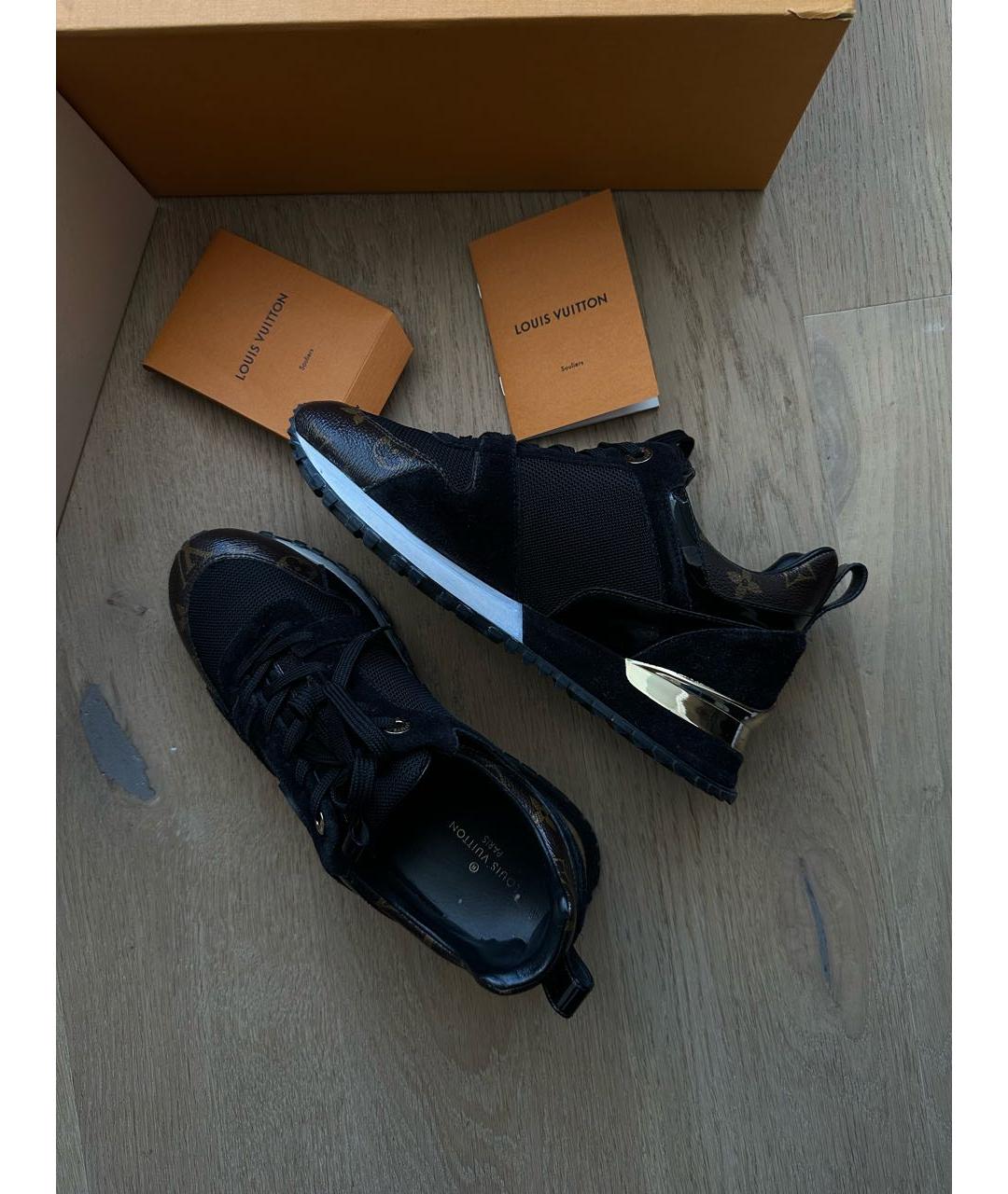 LOUIS VUITTON PRE-OWNED Черные замшевые кроссовки, фото 6