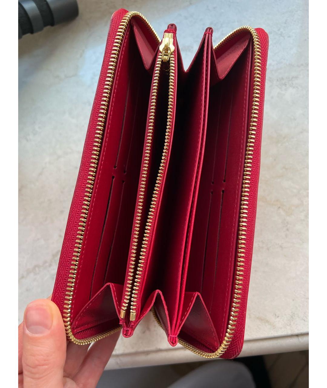 LOUIS VUITTON Красный кошелек из лакированной кожи, фото 4