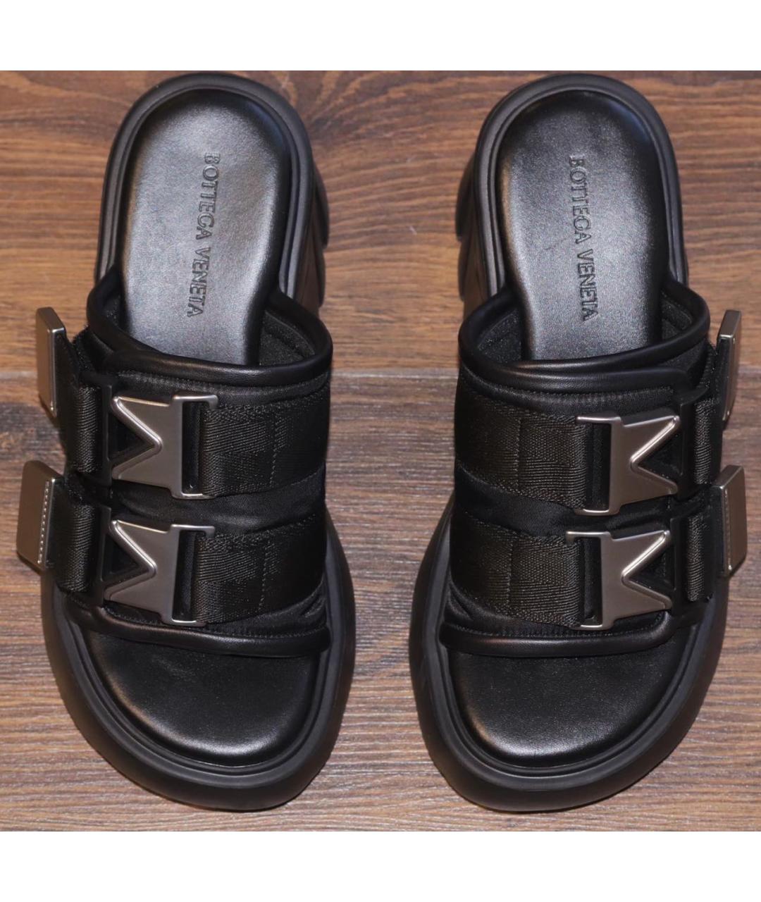 BOTTEGA VENETA Черные кожаные босоножки, фото 3