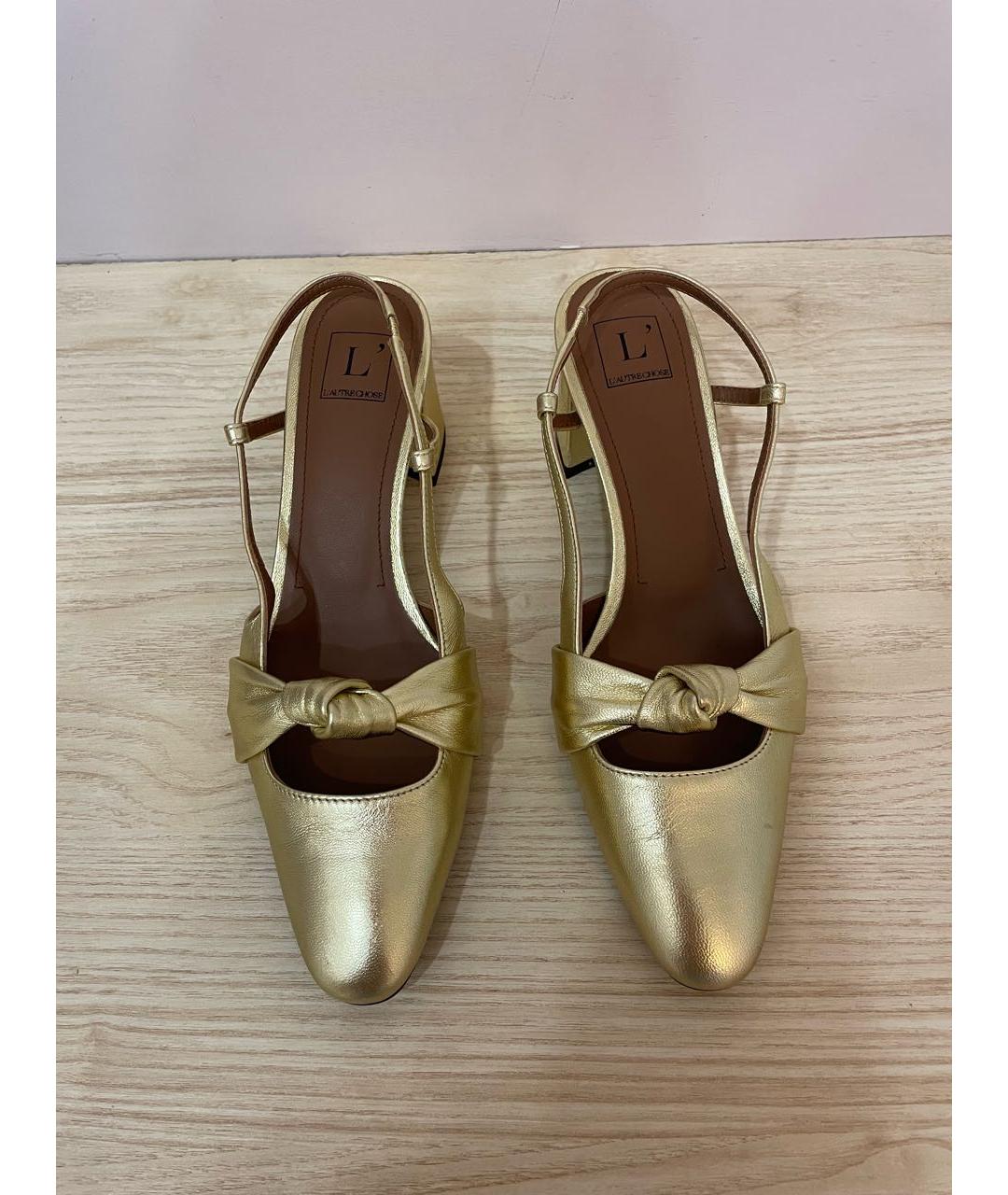 L'AUTRE CHOSE Золотые кожаные лодочки на низком каблуке, фото 2