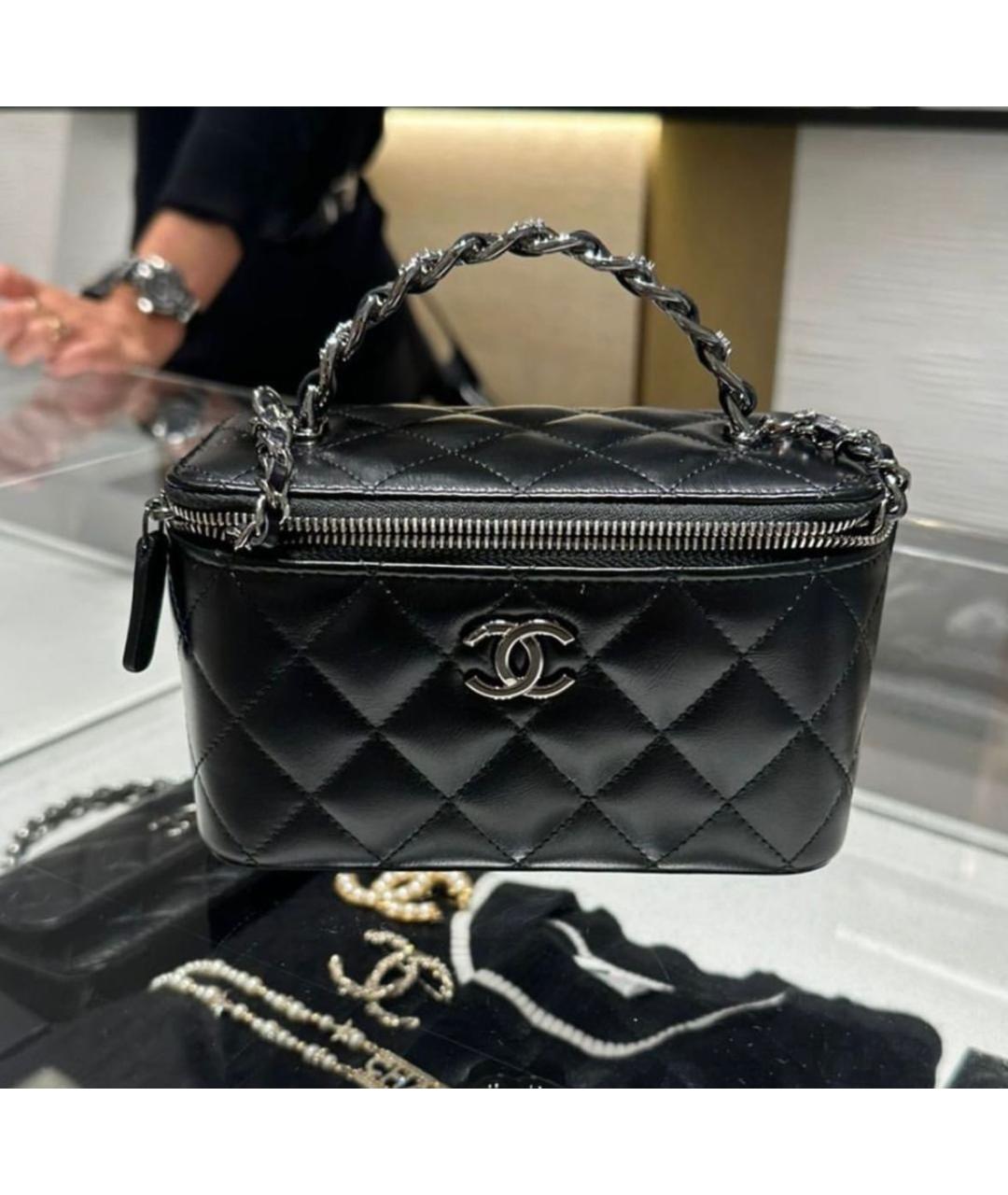 CHANEL Черная кожаная сумка с короткими ручками, фото 5
