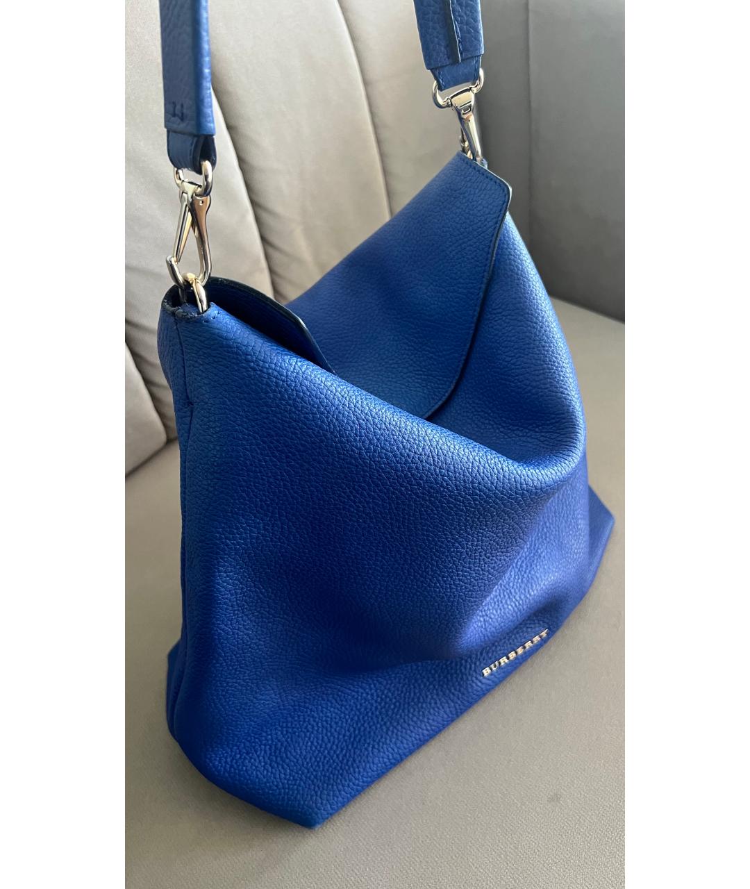 BURBERRY Синяя кожаная сумка с короткими ручками, фото 2