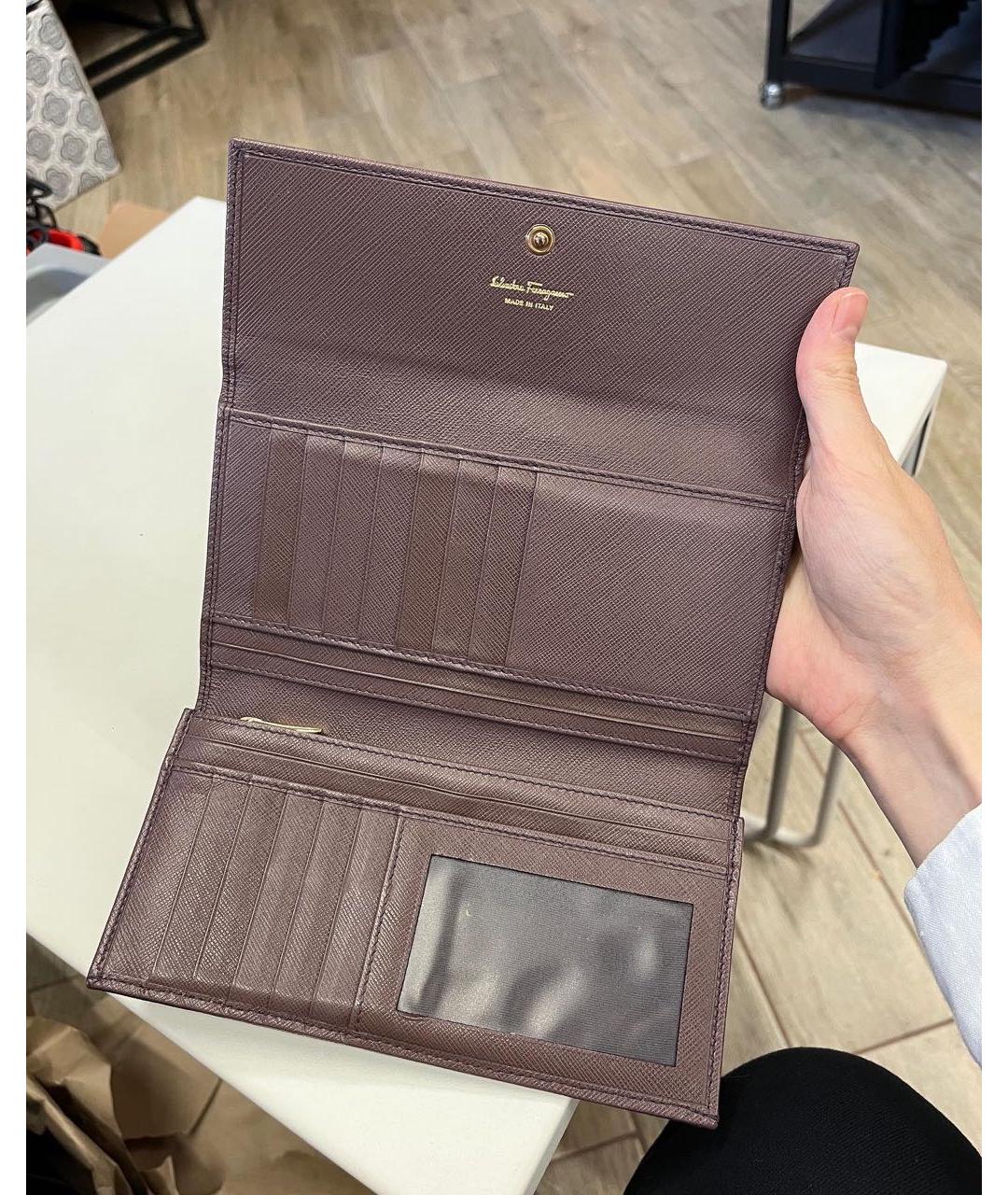 FERRAGAMO Розовый кожаный кошелек, фото 4