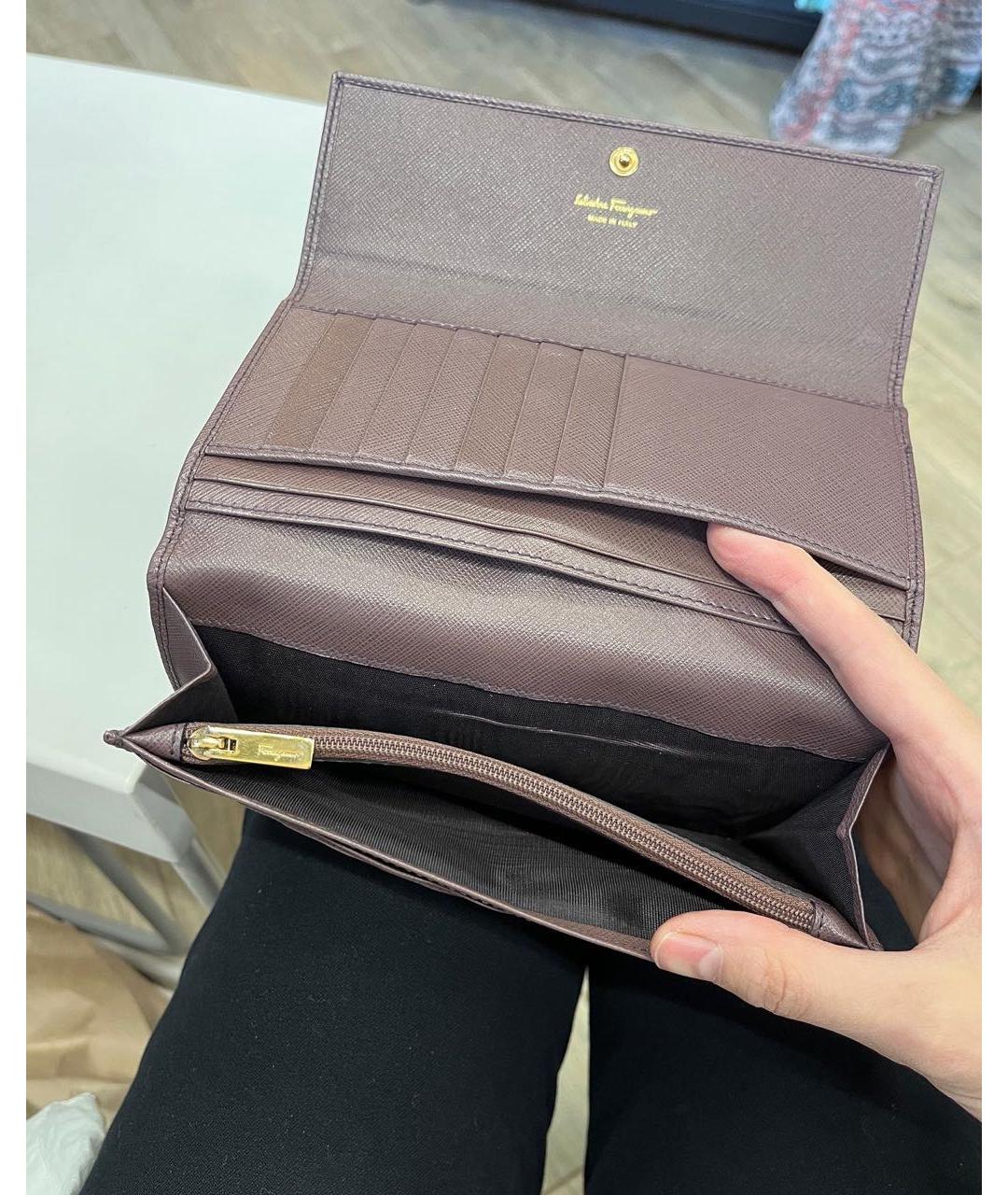 FERRAGAMO Розовый кожаный кошелек, фото 5