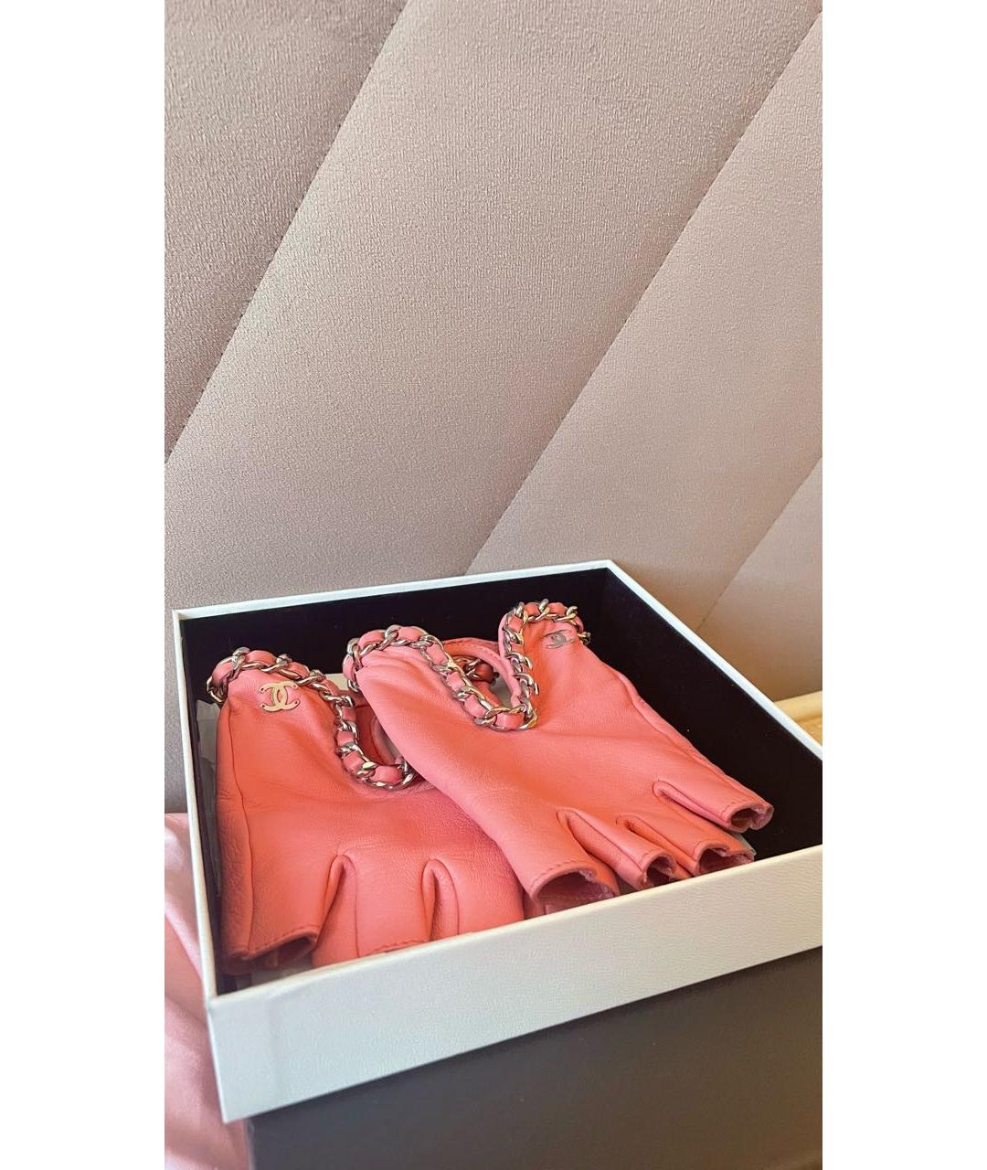 CHANEL PRE-OWNED Розовые кожаные митенки, фото 3