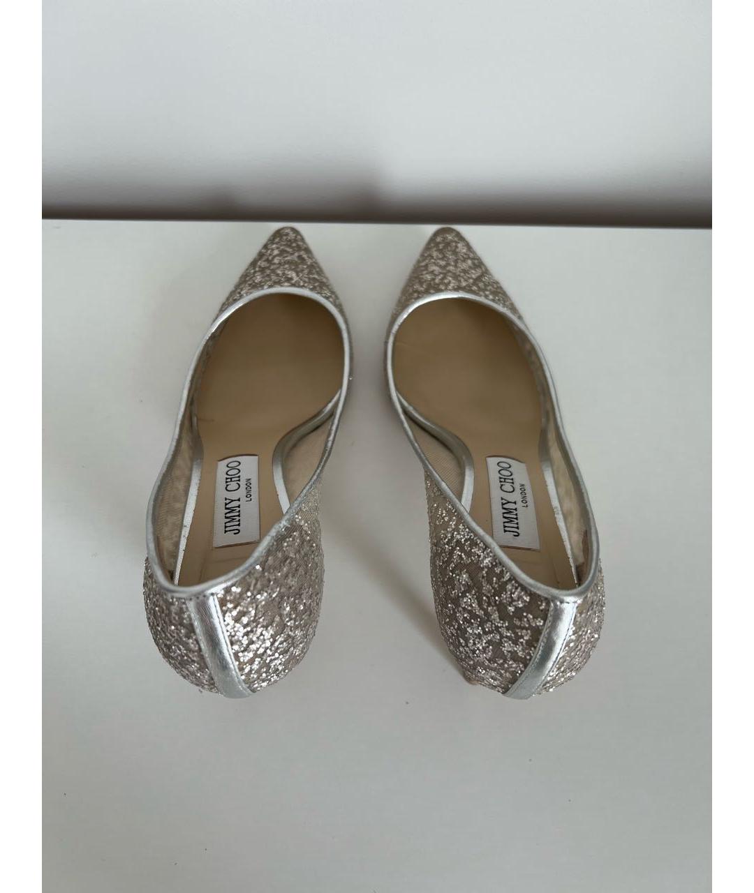 JIMMY CHOO Серебряные текстильные свадебные туфли на низком каблуке, фото 3