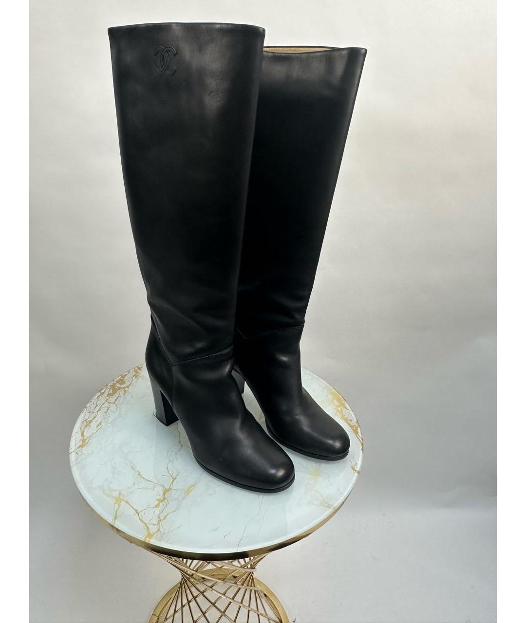 CHANEL Черные кожаные сапоги, фото 3