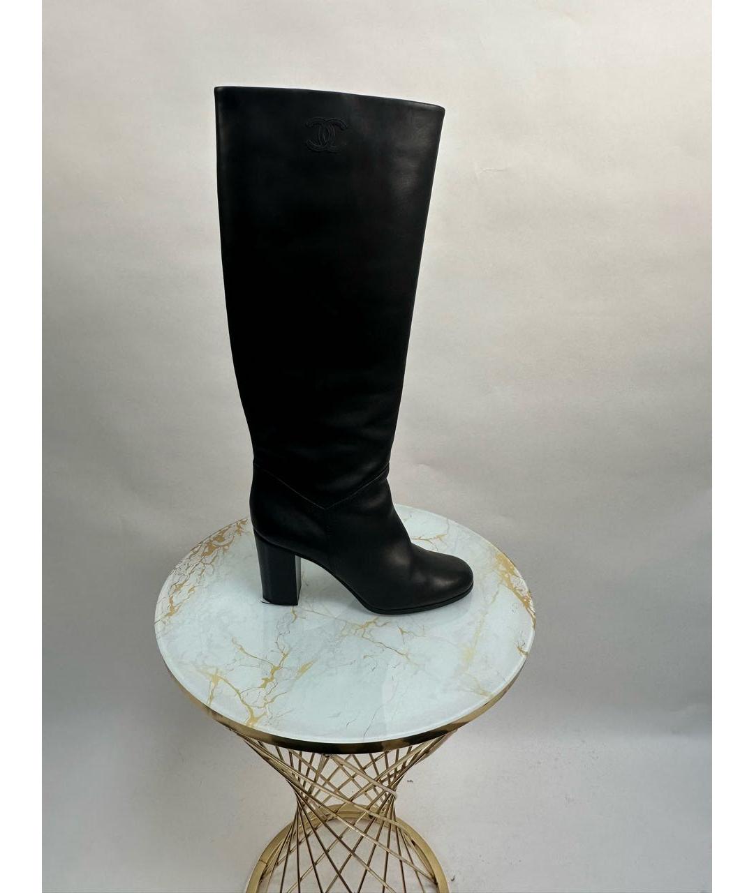 CHANEL Черные кожаные сапоги, фото 6
